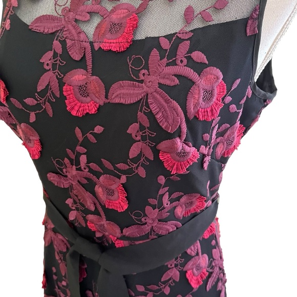 White House Black Market Black Mesh Aline Dress with Floral Appliqués 4 - Picture 5 of 11